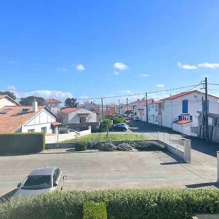 Avec Piscine - Vue Les Sables-dʼOlonne
