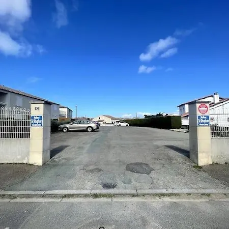Apartment Avec Piscine - Vue