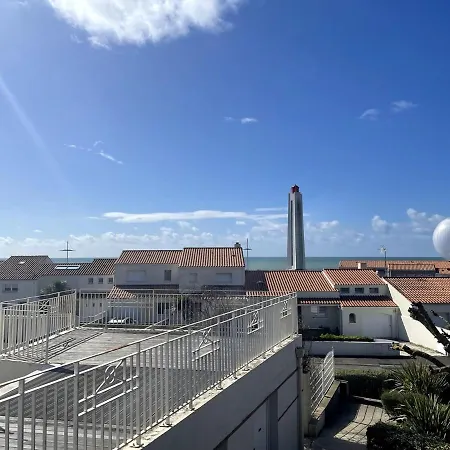 Résidence Avec Piscine - Vue Appartamento