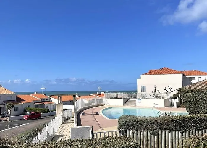 Avec Piscine - Vue Apartman Les Sables-dʼOlonne